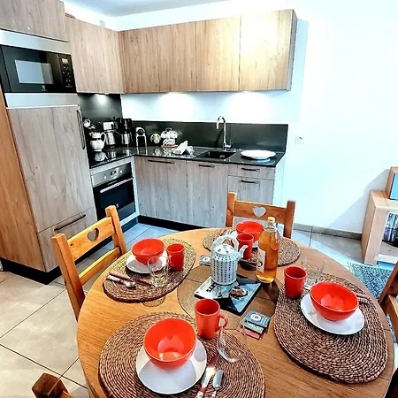 3* Au Centre Des Gets, Avec Balcon-terrasse, Wifi, Et Garage - Fr-1-598-137 Apartment Les Gets